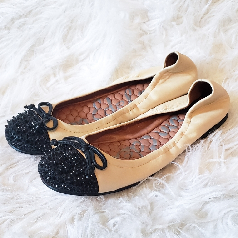 Sam Edelman Cream and Black Embellished Flats